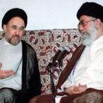 محمد خاتمی: "آشتی ملی" / خامنه‌ای: "حالا یک عده‌ای یاد گرفته‌اند آشتی ملی، آشتی ملی. این حرف‌ها به نظر من معنی ندارد."