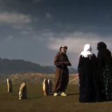 نمایی از فیلم کوهستان قندیل ساخته طاها کریمی درباره مصائب زنان در جنگ. (عکس: اسکرین‌شات از نمایی از یک ویدیوی فیلم در یوتیوب)